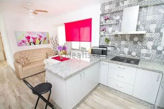 Piso en alquiler en Girón - Las Delicias - Tabacalera en Málaga