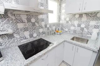 Piso en alquiler en Girón - Las Delicias - Tabacalera en Málaga