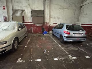 Garaje en venta en El Raval en Barcelona