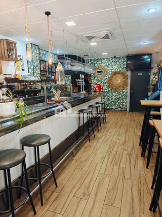 Local comercial en venta en Ca n'Anglada en Terrassa