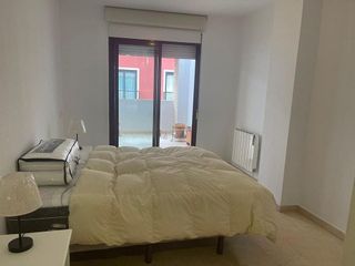 Ático en alquiler en Mercado en Alicante