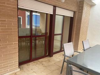 Ático en alquiler en Mercado en Alicante