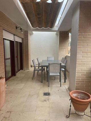 Ático en alquiler en Mercado en Alicante