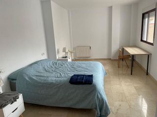 Ático en alquiler en Mercado en Alicante