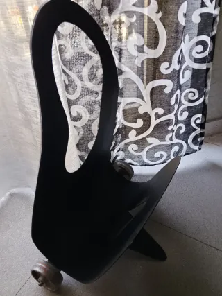 Portariviste/Portagiornali in metallo nero