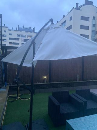 Parasol de jardín excéntrico