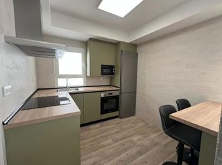 Piso en alquiler en Centro en Almería