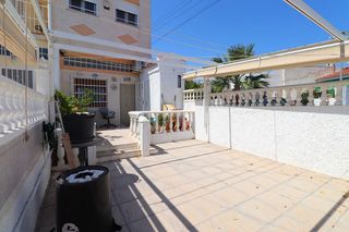 Casa pareada en venta en La Siesta - El Salado - Torreta en Torrevieja