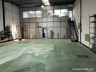 Nave industrial en venta en Nueva Alcalá en Alcalá de Guadaira