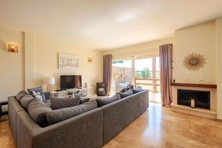 Casa adosada en alquiler en Nueva Andalucía centro en Marbella