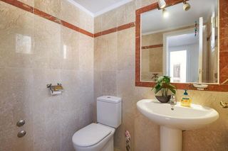 Casa adosada en alquiler en Nueva Andalucía centro en Marbella