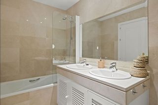 Piso en alquiler en Benahavís