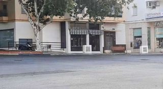 Local comercial en venta en Los Jardines de Marbella - La Ermita en Marbella