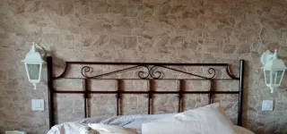 Cabecero de cama de metal forjado