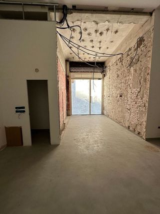 Local comercial en alquiler en Vallehermoso en Madrid