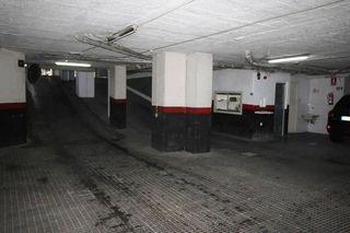 Garaje en venta en Sant Antoni en Barcelona