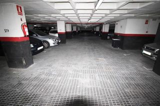 Garaje en venta en Sant Antoni en Barcelona