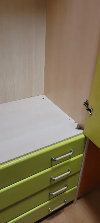 Armario infantil 3 puertas y cajones