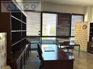 Oficina en venta en Cruz Roja en Sevilla