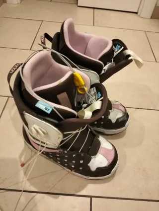 Scarponi Snowboard Burton Taglia 38