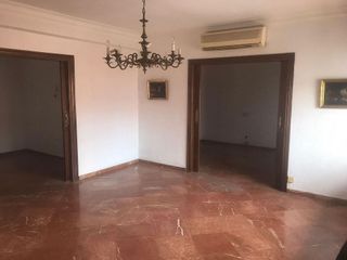 Piso en venta en Museo en Sevilla