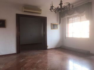 Piso en venta en Museo en Sevilla