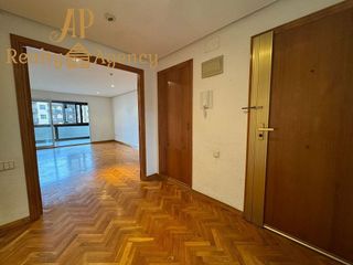 Piso en alquiler en Campanar en Valencia