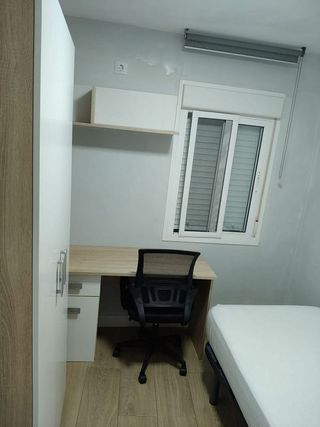 Piso en alquiler en El Plantinar - Felipe II - Tiro de Línea en Sevilla