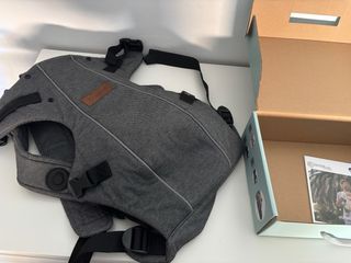 Mochila portabebés Jané gris