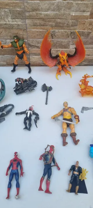 Lote muñecos marvel escucho ofertas por todos