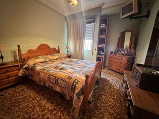 Piso en venta en Poligono Norte - Villegas - La Fontanilla en Sevilla