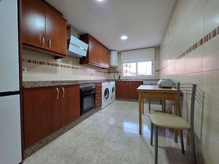 Piso en alquiler en Monserrat