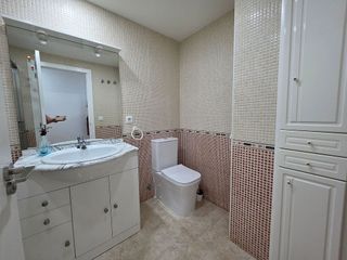 Piso en alquiler en Monserrat