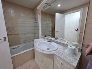 Piso en alquiler en Monserrat