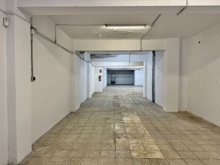 Local comercial en venta en El Castell-Poble Vell en Castelldefels