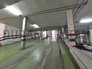 Garaje en venta en Cementiri Vell en Terrassa