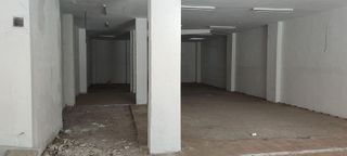 Local comercial en alquiler en Nervión en Sevilla