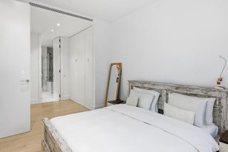 Piso en alquiler en Recoletos en Madrid