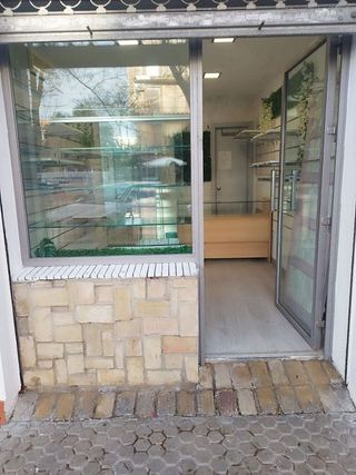 Local comercial en alquiler en León en Sevilla