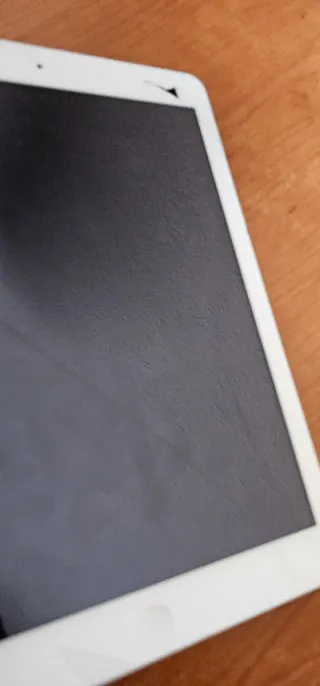 iPad Air 9.7 Pantalla Rota funciona bien
