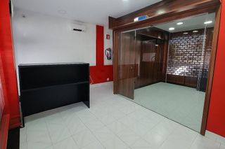 Local comercial en venta en Numancia - San Fernando en Santander