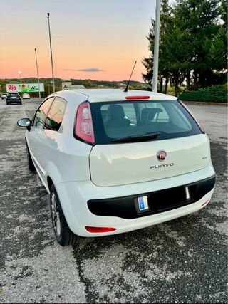 FIAT Punto Evo 2011