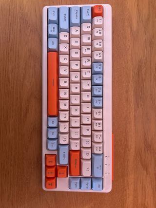 Teclado Inalámbrico Freewolf M68