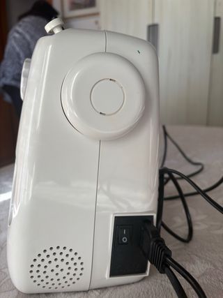 Máquina de coser JATA MC695