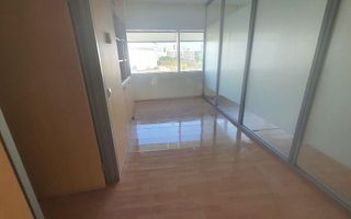 Oficina en venta en La Buhaira en Sevilla