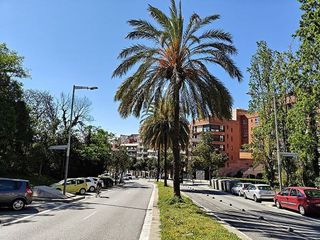 Garaje en alquiler en Vallcarca i els Penitents en Barcelona