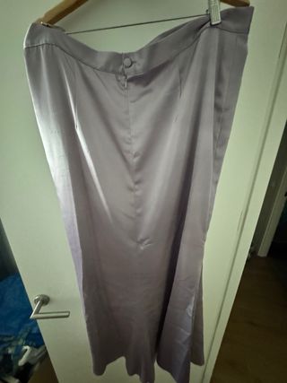 Traje Morado y Dorado