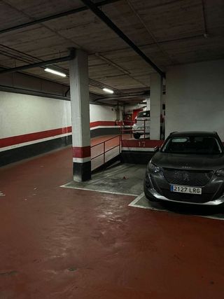 Garaje en alquiler en La Sagrada Família en Barcelona