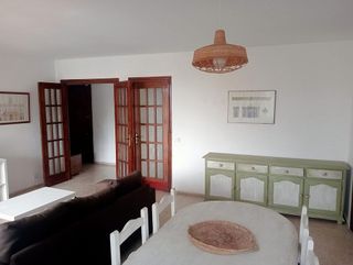 Piso en alquiler en Cruz Roja en Sevilla