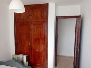 Piso en alquiler en Cruz Roja en Sevilla